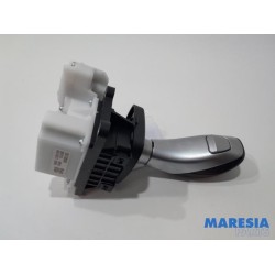 Alfa Romeo - Giulia - Automatic gear selector