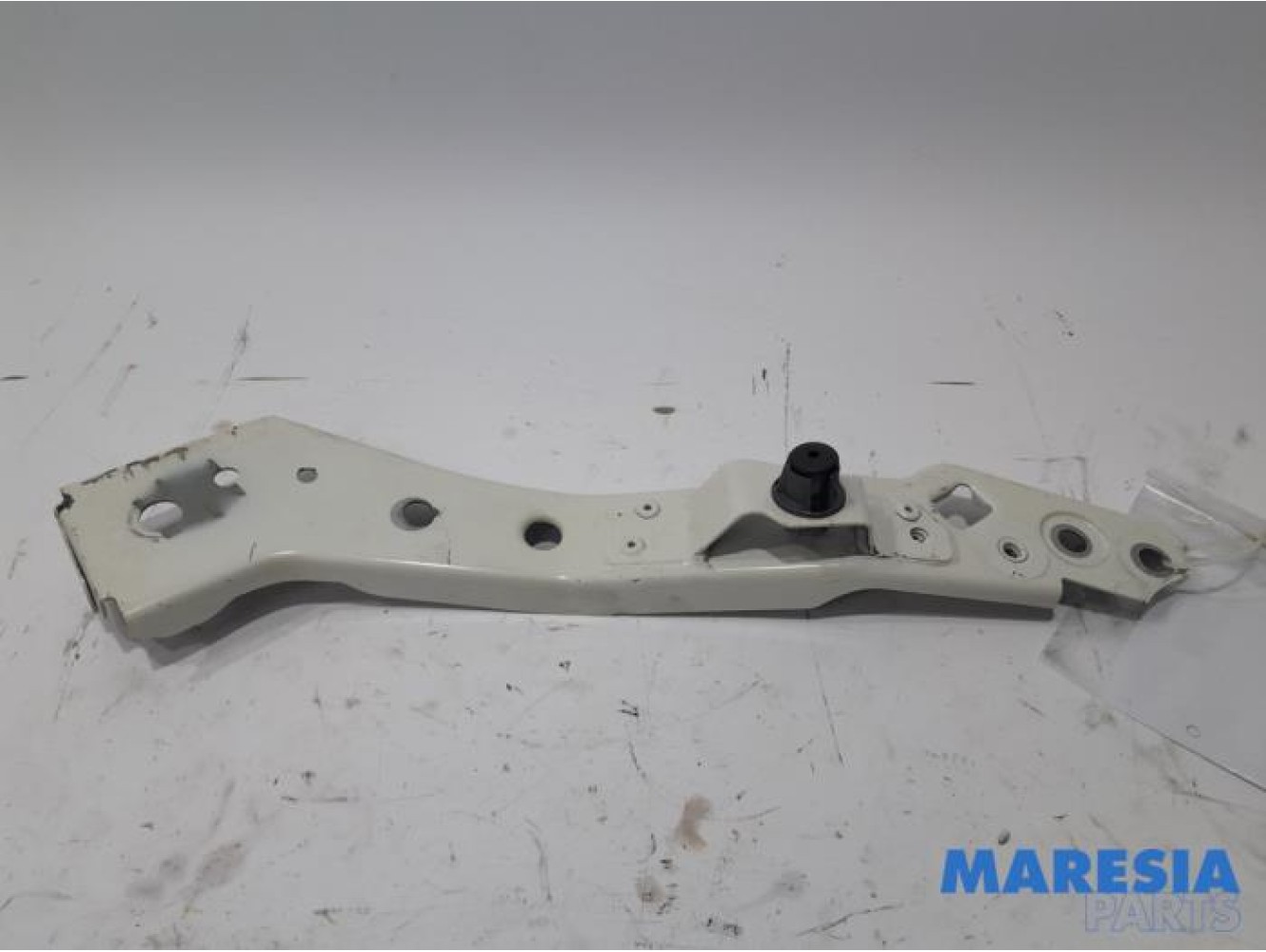 Renault - Megane - Front panel