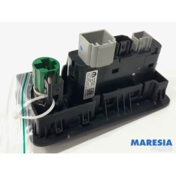 Alfa Romeo - Giulia - AUX/USB aansluiting
