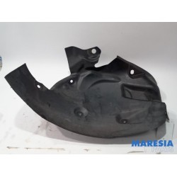Renault - Megane - Wheel arch liner