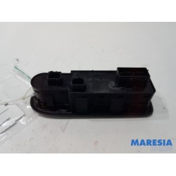 Peugeot - 308 - Multi-functional window switch