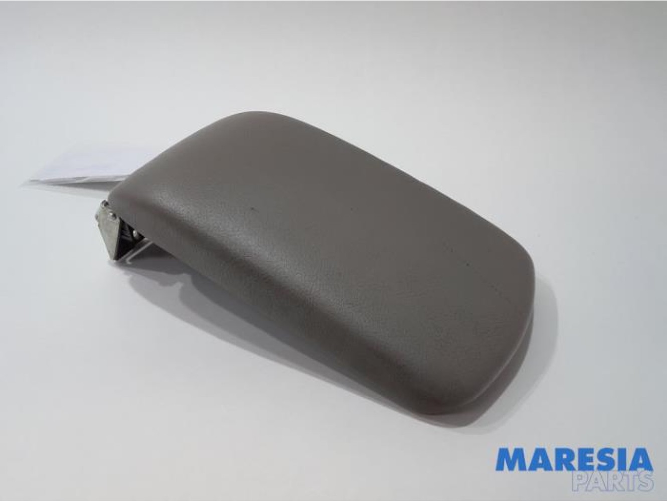 Peugeot - 308 - Armrest