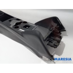 Alfa Romeo - Giulia - Middle console