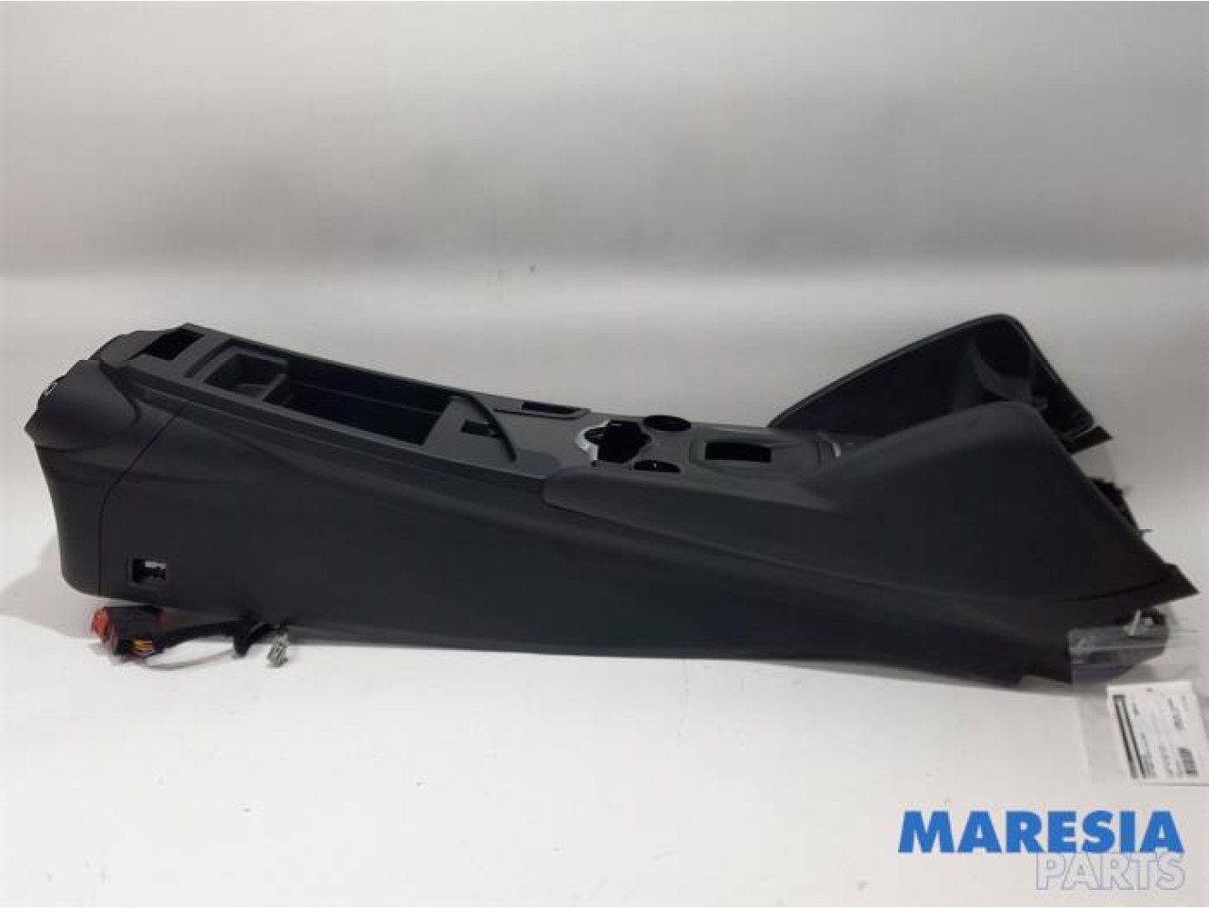 Alfa Romeo - Giulia - Middle console