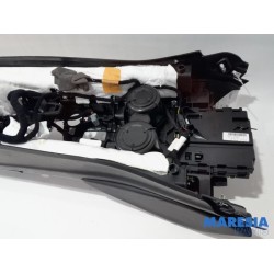 Alfa Romeo - Giulia - Middle console