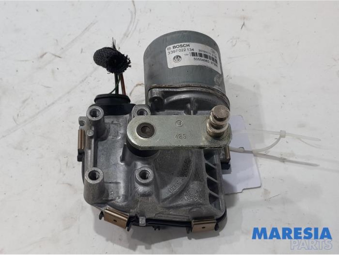 Alfa Romeo - Giulia - Front wiper motor