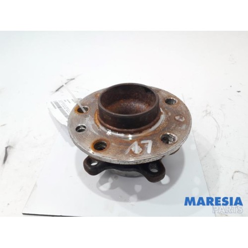 Alfa Romeo - Giulia - Front wheel hub