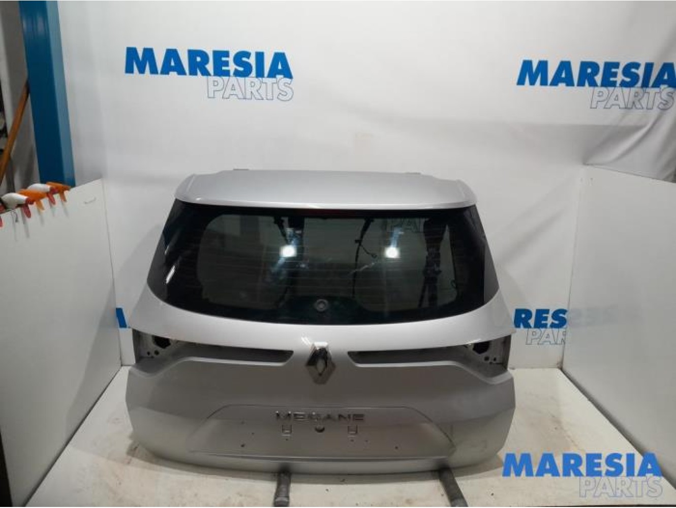 Renault - Megane - Tailgate