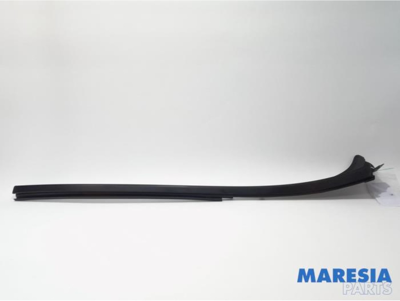 Renault - Trafic - Frontscreen frame