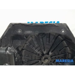 Renault - Megane - Reservewielbak