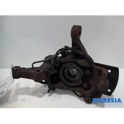 Renault - Trafic - Knuckle, front right