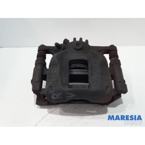 Renault - Trafic - Front brake calliper, right