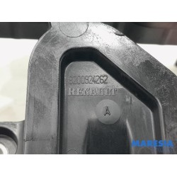Renault - Master - Ventildeckel