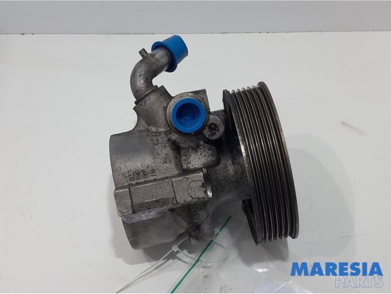 Opel - Combo - Power steering pump