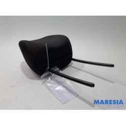 Renault - Megane - Headrest