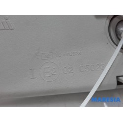 Renault - Megane - Rear view mirror