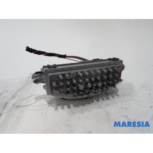 Renault - Megane - Heater resistor