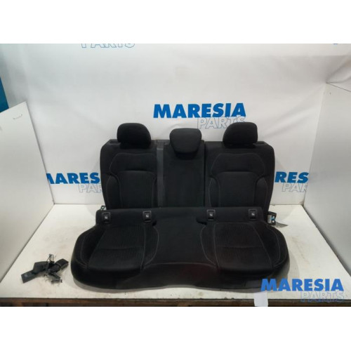 Renault - Megane - Rear bench seat