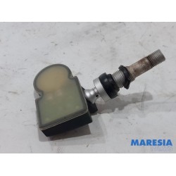 Renault - Megane - Tyre pressure sensor