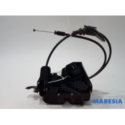 Renault - Megane - Front door lock mechanism 4-door, right