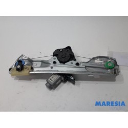 Renault - Megane - Rear door window mechanism 4-door, right