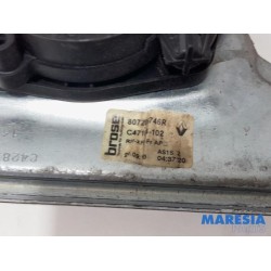 Renault - Megane - Window mechanism 4-door, front right