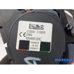 Renault - Megane - Sicherheitsgurt links hinten