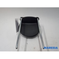 Fiat - 500 - Headrest