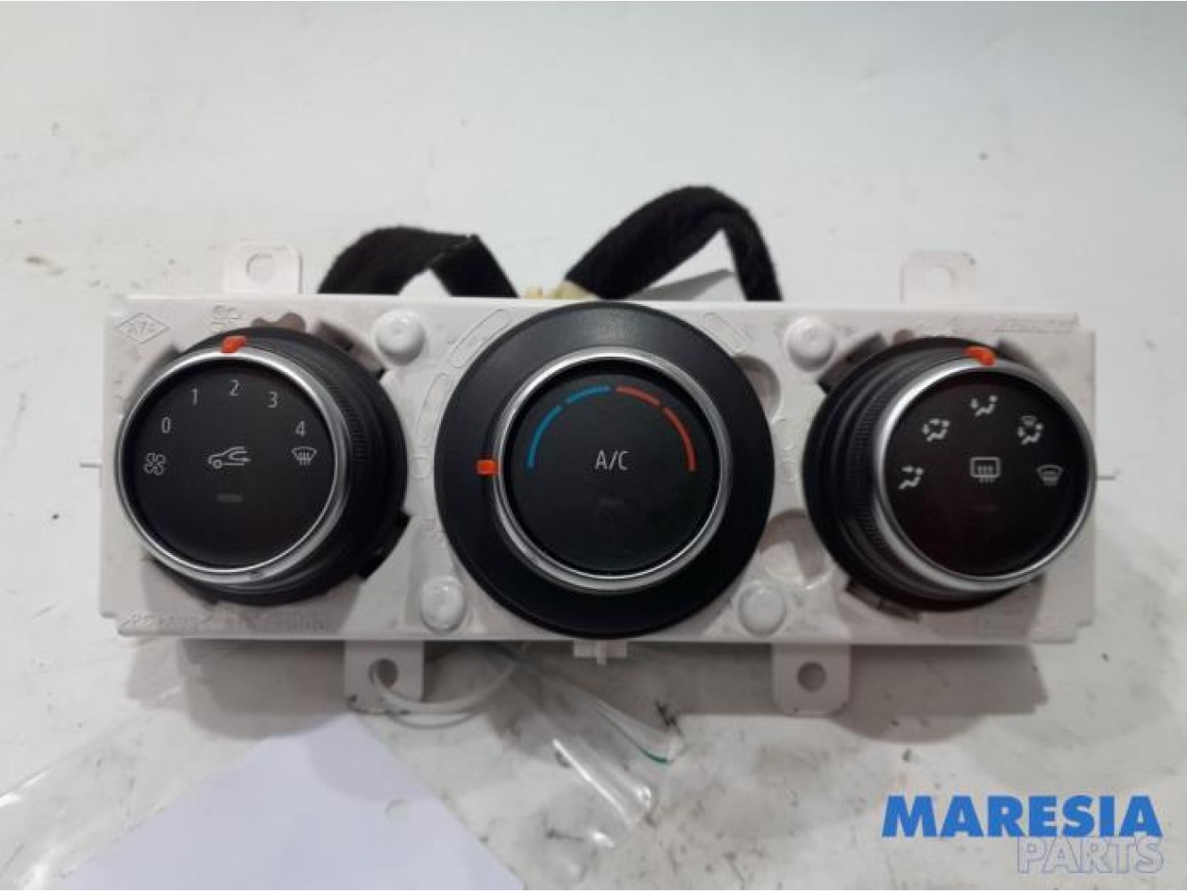 Renault - Master - Heater control panel