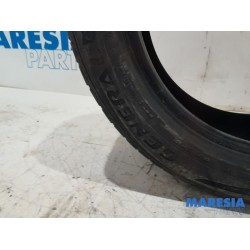 Peugeot - 5008 - Tyre