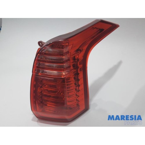 Peugeot - 5008 - Taillight, right