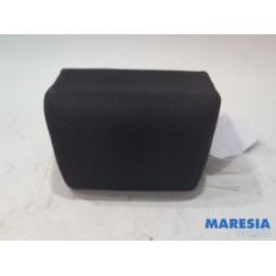 Peugeot - 207 - Headrest
