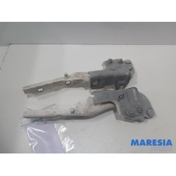 Alfa Romeo - Giulietta - Bonnet Hinge