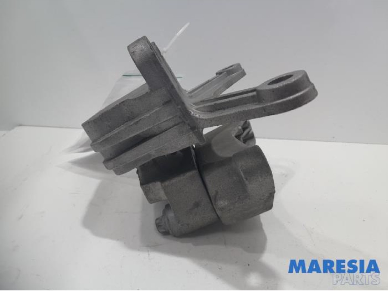 Alfa Romeo - Giulietta - Engine mount