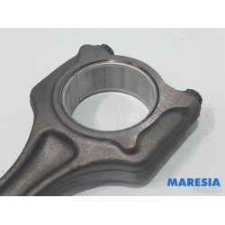 Citroen - DS3 - Connecting rod