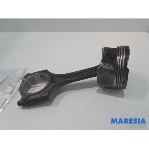Peugeot - 3008 - Piston