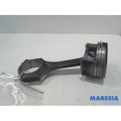 Peugeot - 3008 - Piston