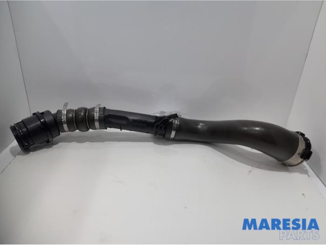 Renault - Megane - Intercooler tube