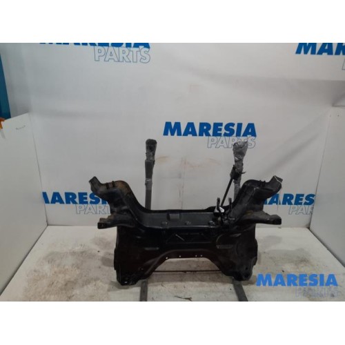 Peugeot - 5008 - Subframe