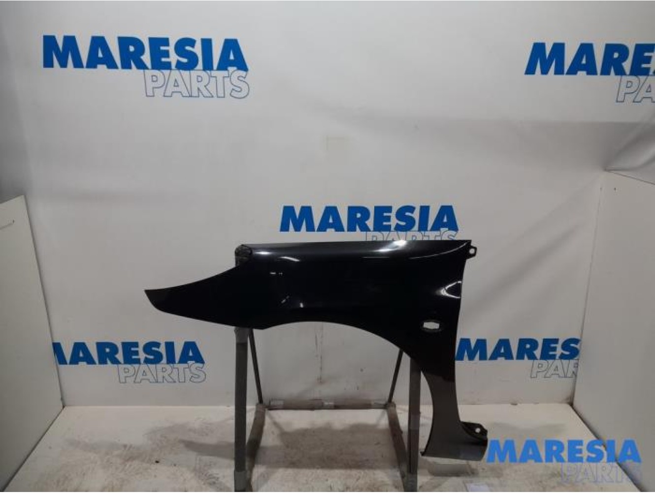 Peugeot - 307 - Front wing, left