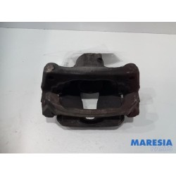 Renault - Megane - Front brake calliper, left