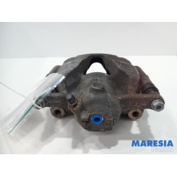 Renault - Megane - Front brake calliper, left