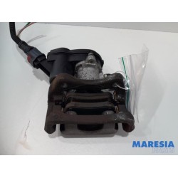 Renault - Megane - Rear brake calliper, left