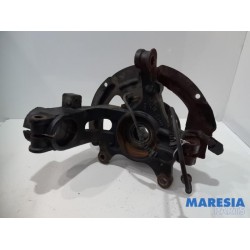 Renault - Megane - Fusee rechts-voor