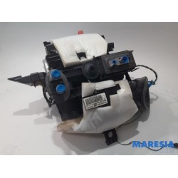 Citroen - C4 Cactus - Heater housing