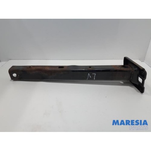 Peugeot - 207 - Subframe
