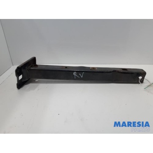 Peugeot - 207 - Subframe