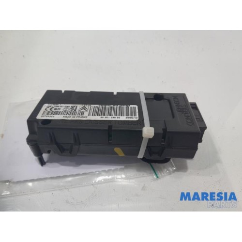 Peugeot - 5008 - Tyre pressure module
