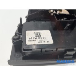 Peugeot - 5008 - Panic lighting switch