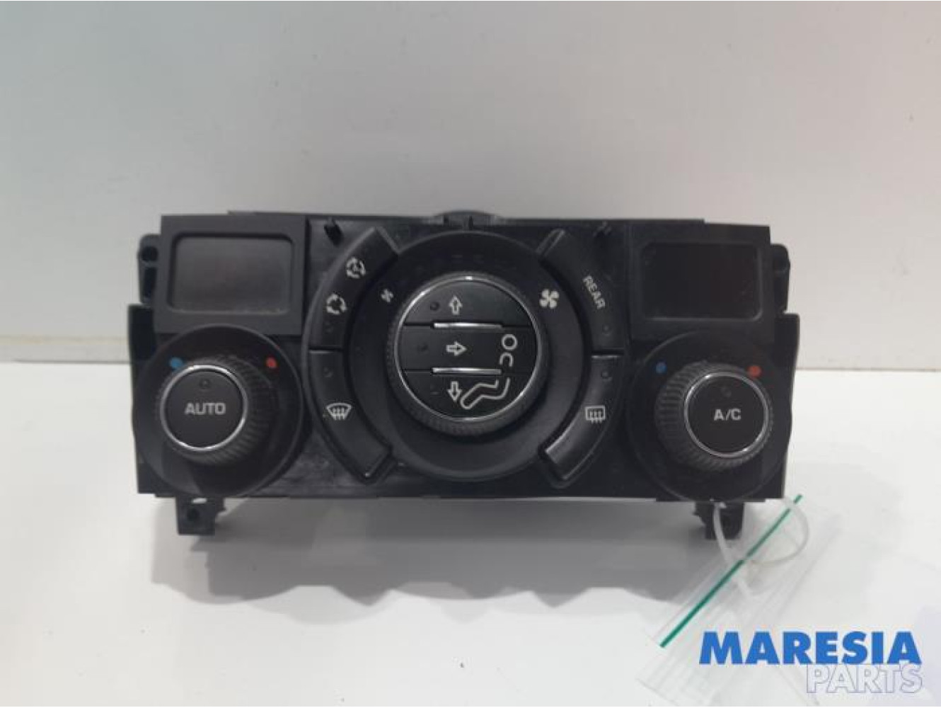 Peugeot - 5008 - Heater control panel
